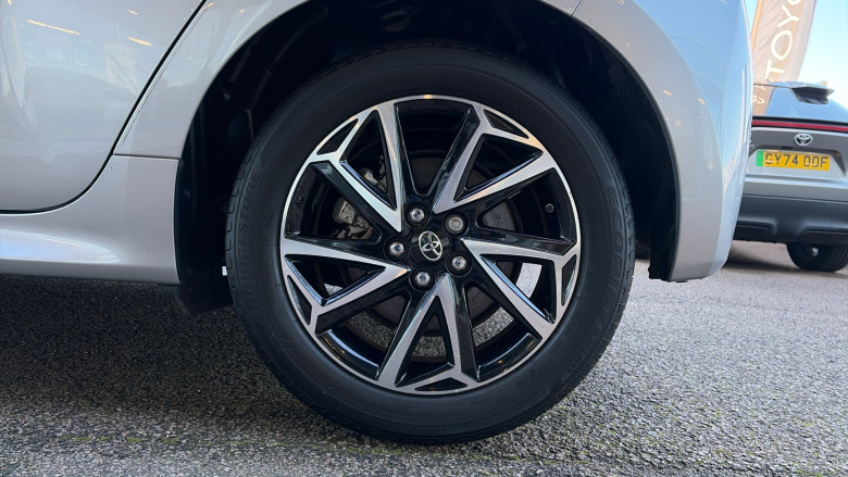 Toyota Yaris 1.5 Hybrid Design 5dr CVT Hybrid Hatchback